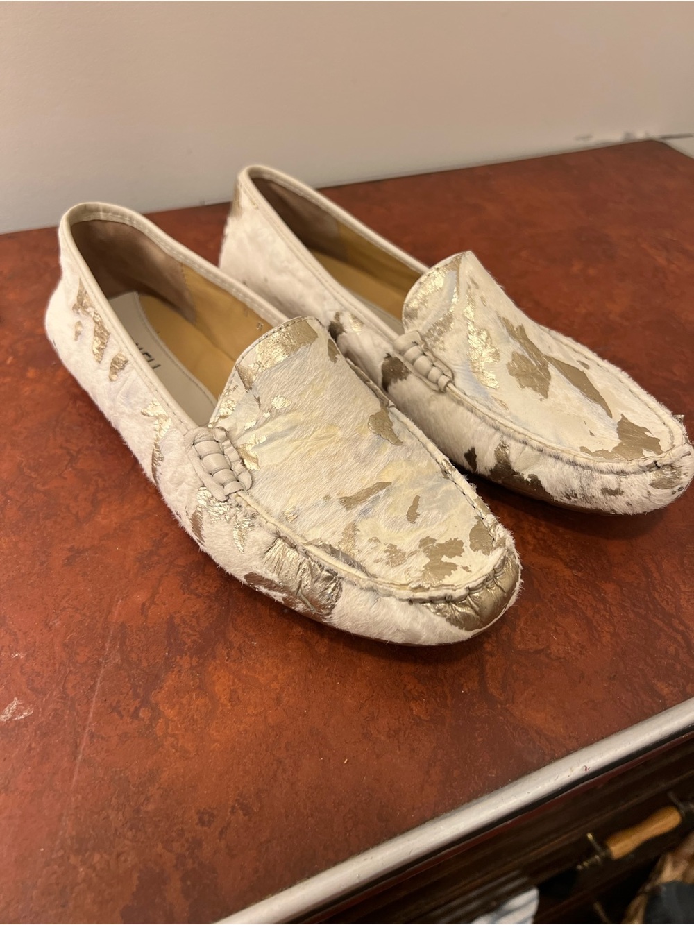 Vaneli Italy Genuine Calf Hair Loafers Cow Print Flats Women’s